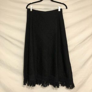 Black knit skirt